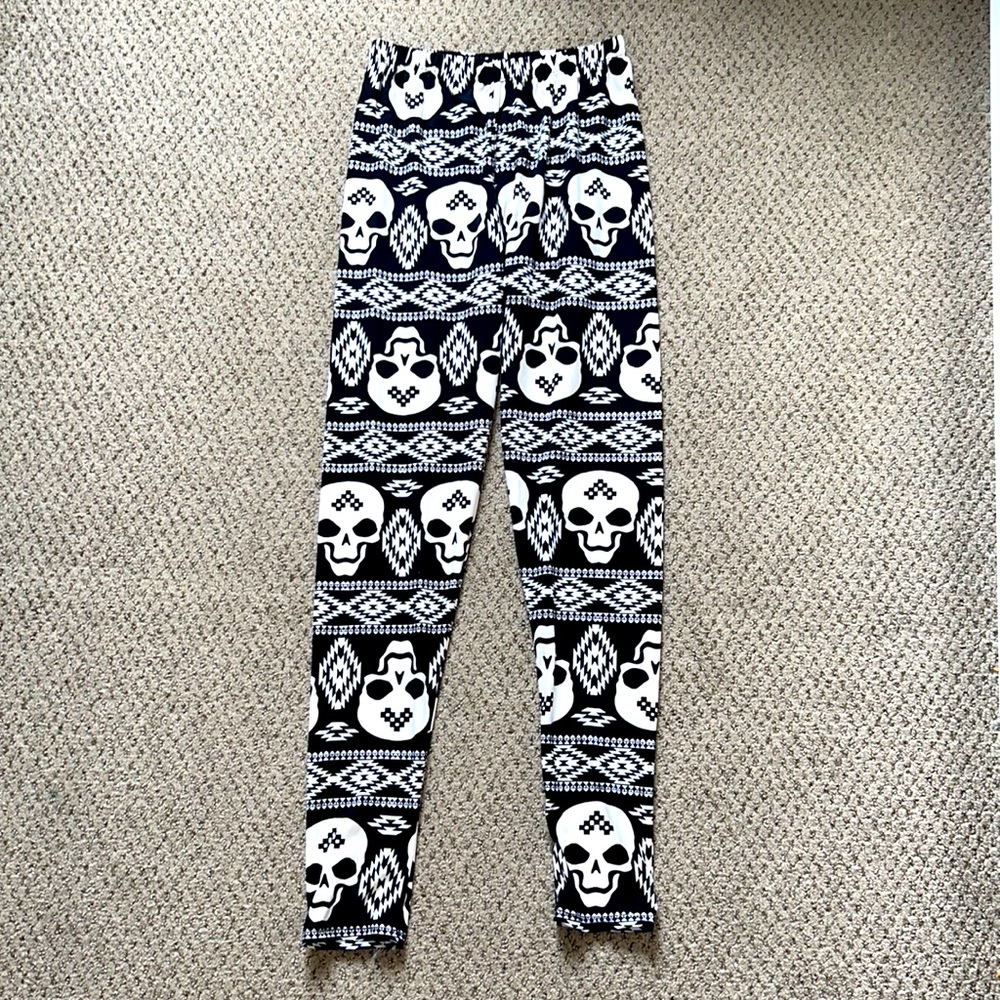 (3 for $12) Skull Leggings 💀🖤
